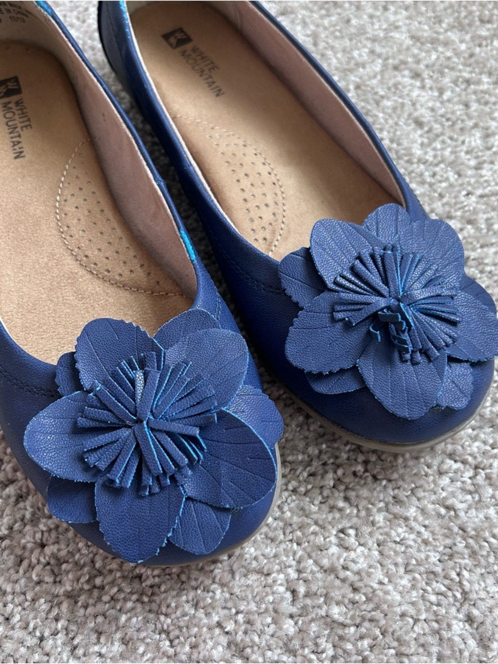 White Mountain Hudson Cobalt Blue Floral Ballet Flats Size 7 M Comfort EUC - Picture 5 of 12
